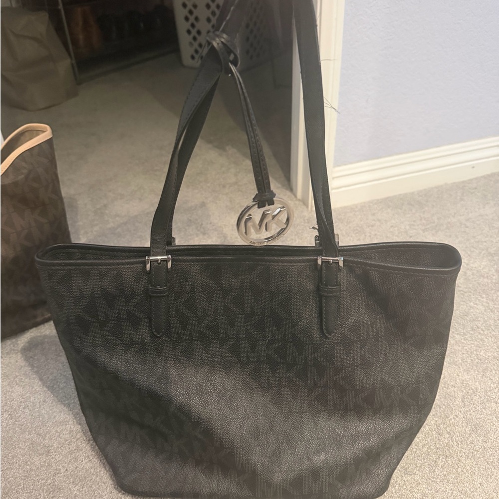 Michael Kors Black Signature Tote